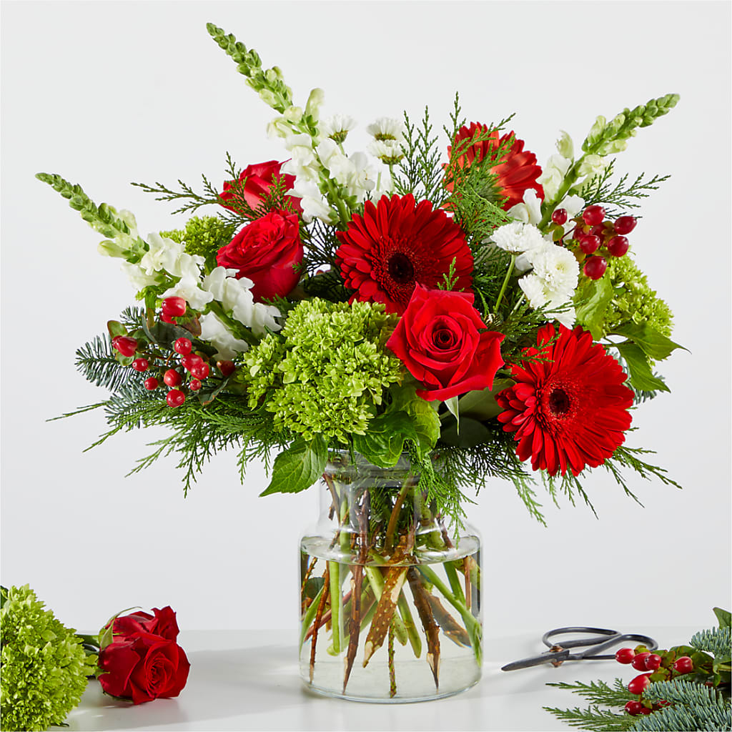 Merry Moment Bouquet – A Florist Original – As Seasons Change Down South, Foley AL