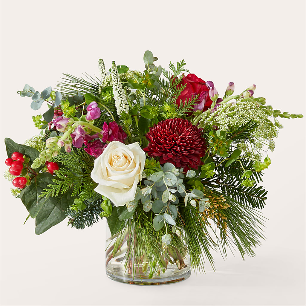 Cranberry Fizz Bouquet – As Seasons Change Down South, Foley AL