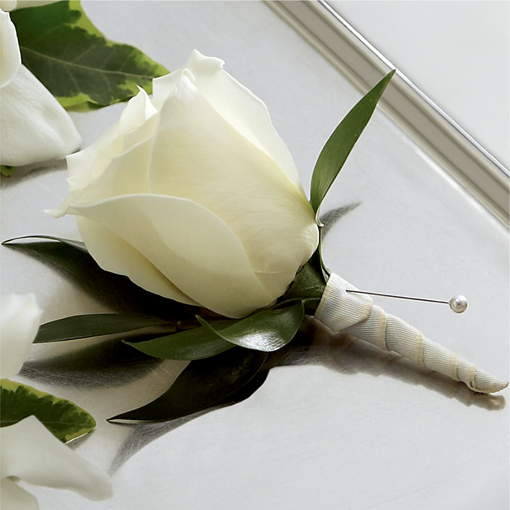 White Rose Boutonniere – As Seasons Change Down South, Foley AL