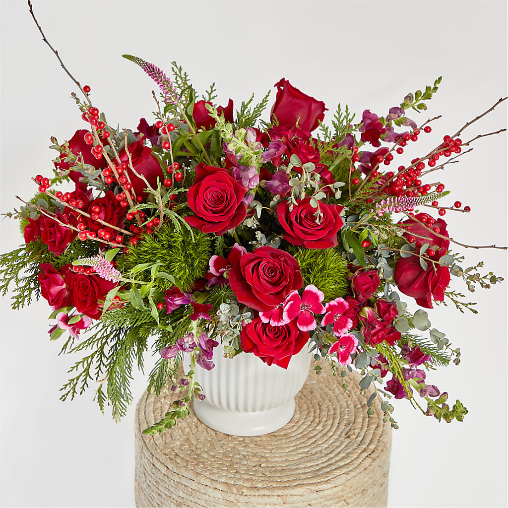 Big Red Bow Bouquet –  As Seasons Change Down South, Foley AL