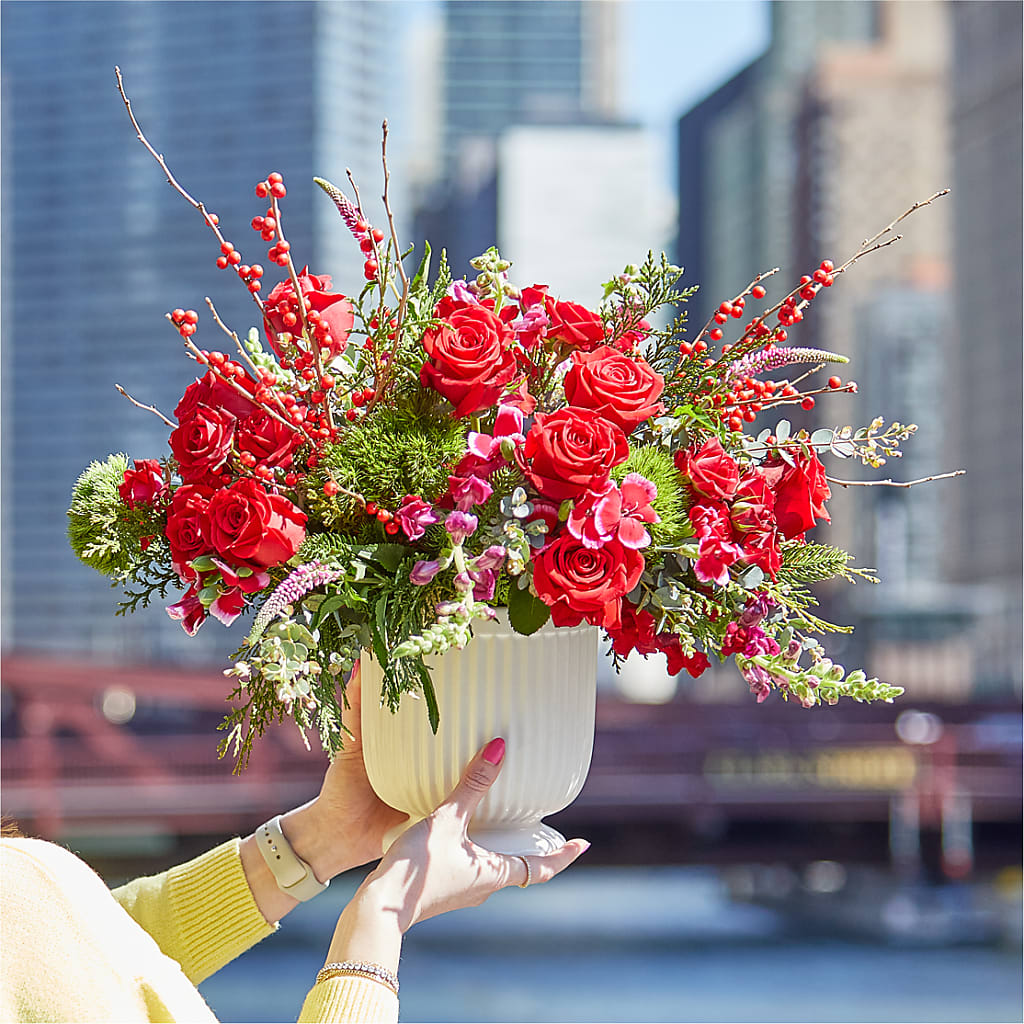 Big Red Bow Bouquet –  As Seasons Change Down South, Foley AL