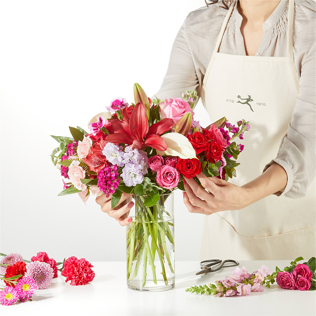 Swooning Over You - A Luxury Florist Original –  As Seasons Change Down South, Foley AL