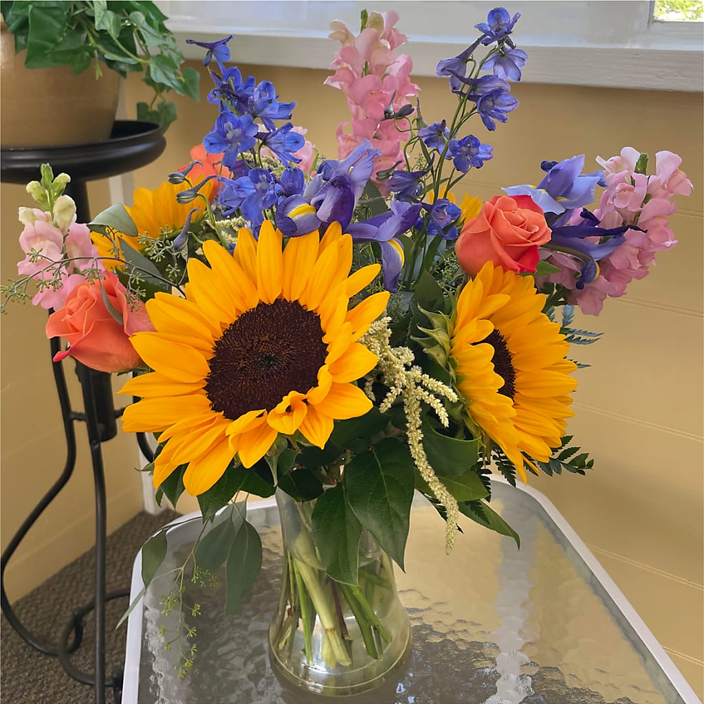 Rays of Life Bouquet –  As Seasons Change Down South, Foley AL