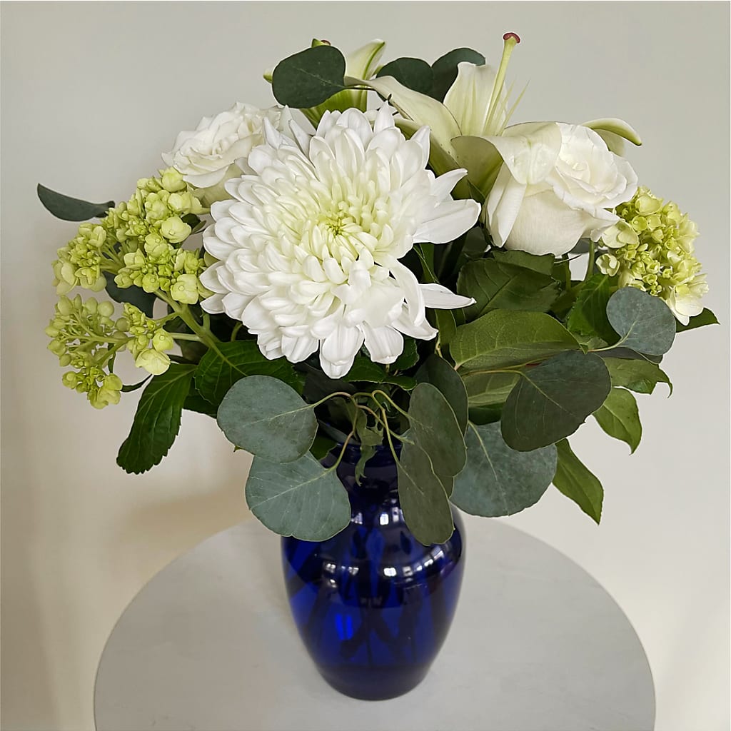 Snowy Dreams Bouquet –  As Seasons Change Down South, Foley AL