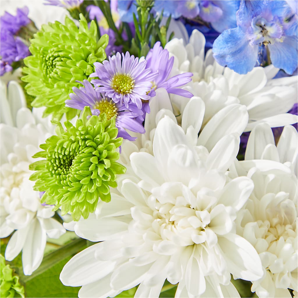 Genuine Gestures Bouquet –  As Seasons Change Down South, Foley AL