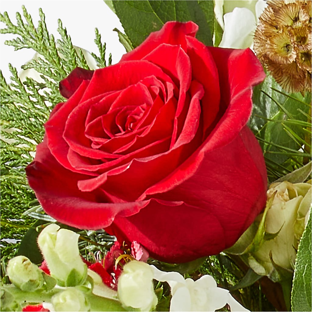 Deck the Halls Bouquet –  As Seasons Change Down South, Foley AL