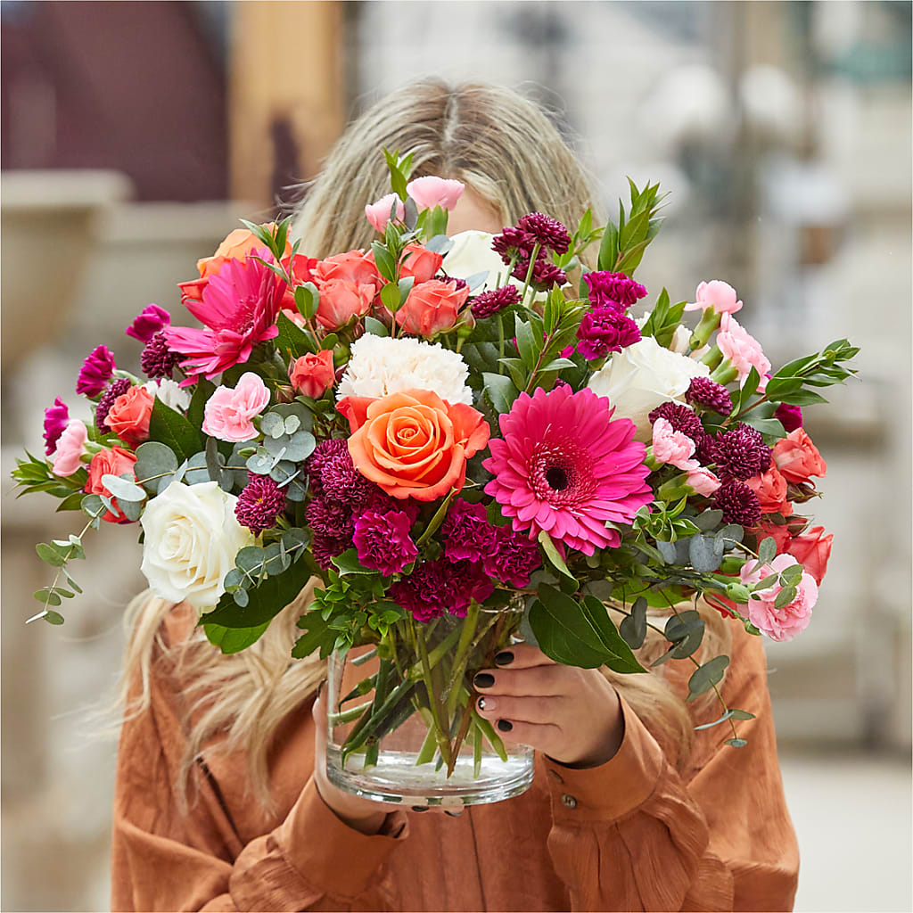 Smell the Roses Bouquet –  As Seasons Change Down South, Foley AL