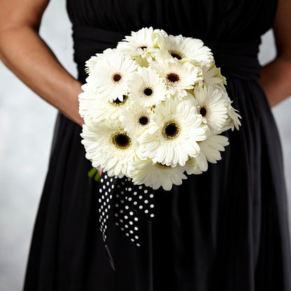 Daisy Delight Bouquet –  As Seasons Change Down South, Foley AL