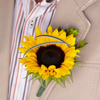 Free Spirit Boutonniere –  As Seasons Change Down South, Foley AL